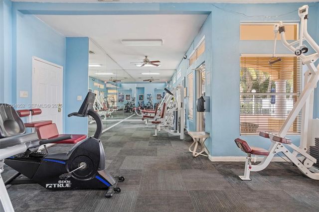 2361 NW 33rd St 616, Oakland Park, FL 33309