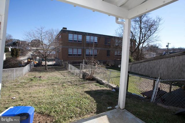 509 MAPLE ST, Conshohocken, PA 19428