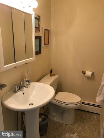 509 MAPLE ST, Conshohocken, PA 19428