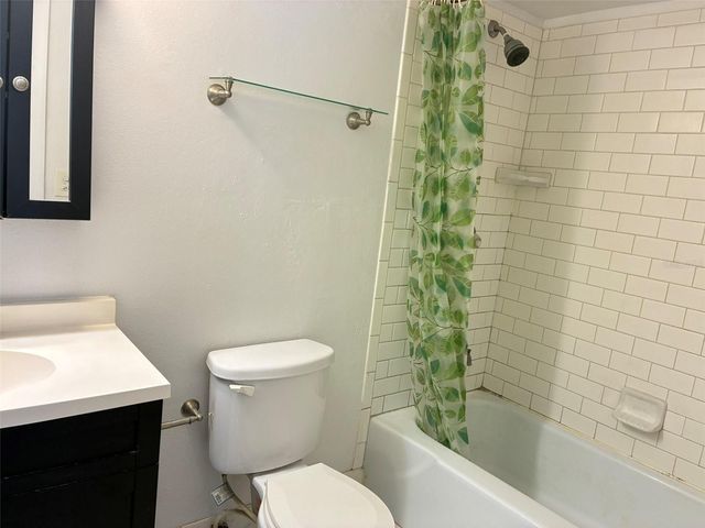 1944 CONWAY ROAD 4, Orlando, FL 32812