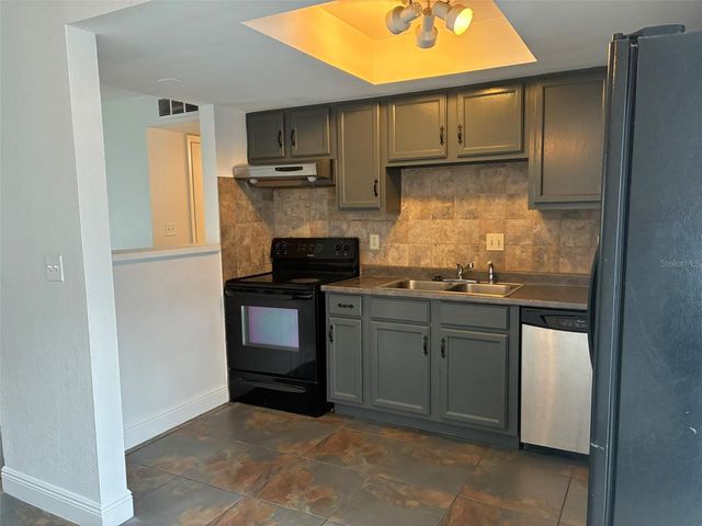 1944 CONWAY ROAD 4, Orlando, FL 32812