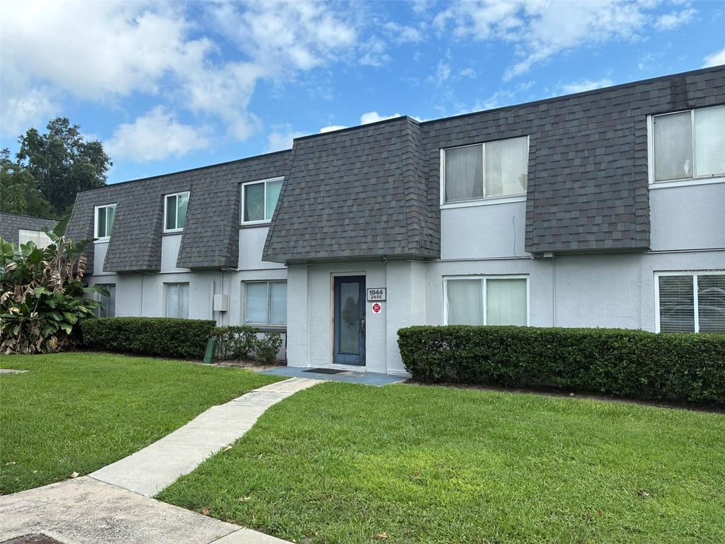 1944 CONWAY ROAD 4, Orlando, FL 32812