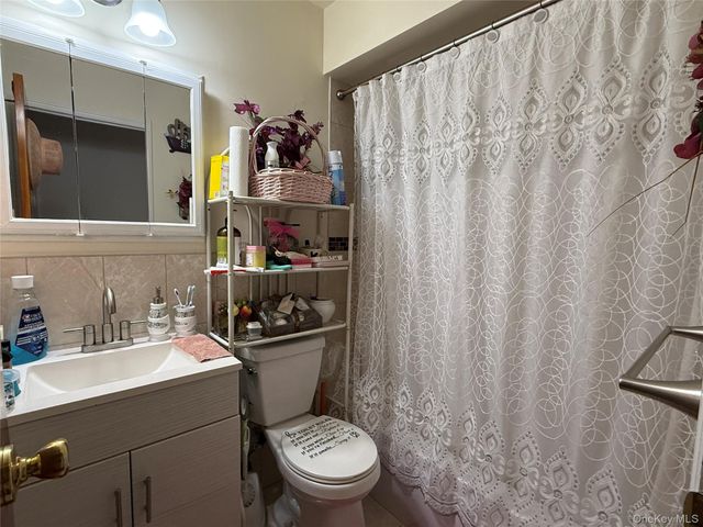 16807 144th Drive, Springfield Gardens, NY 11434