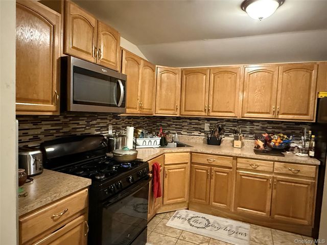 16807 144th Drive, Springfield Gardens, NY 11434