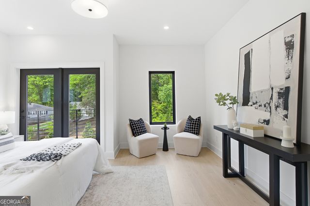 1194 Penny Lane, Atlanta, GA 30329