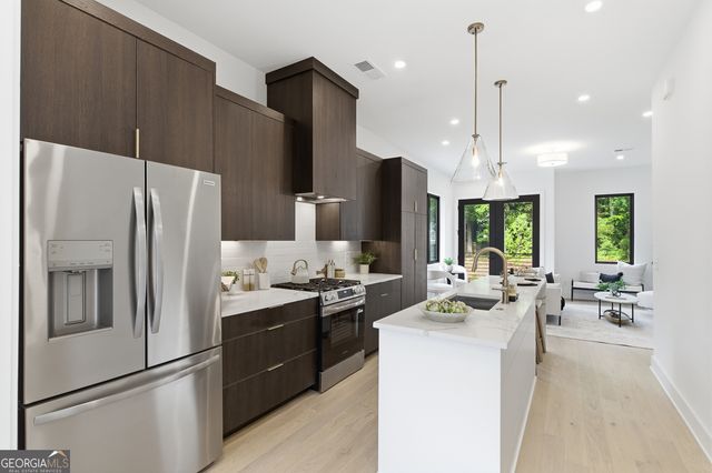 1194 Penny Lane, Atlanta, GA 30329