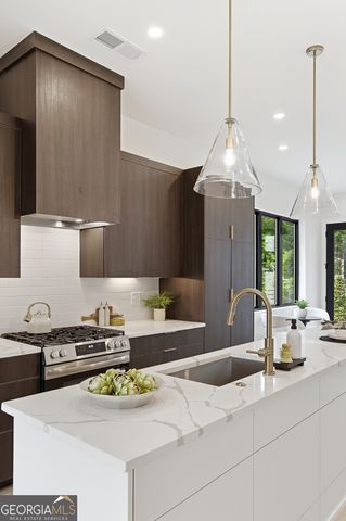 1194 Penny Lane, Atlanta, GA 30329
