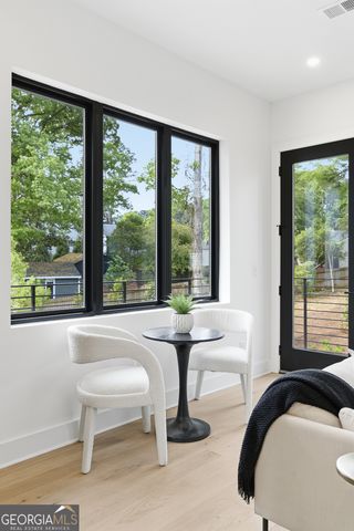 1194 Penny Lane, Atlanta, GA 30329