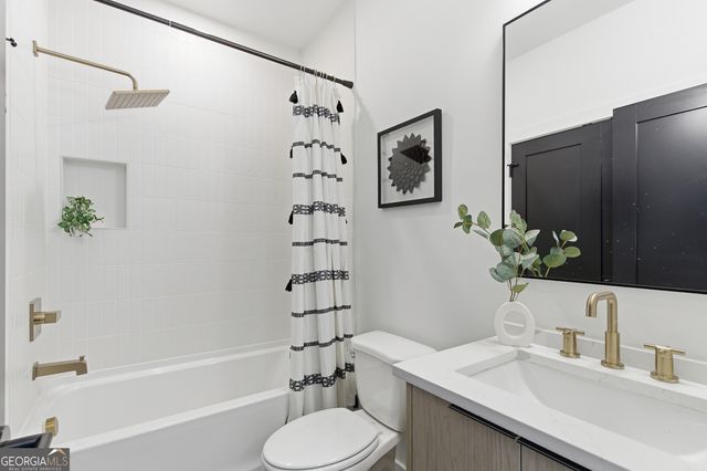 1194 Penny Lane, Atlanta, GA 30329