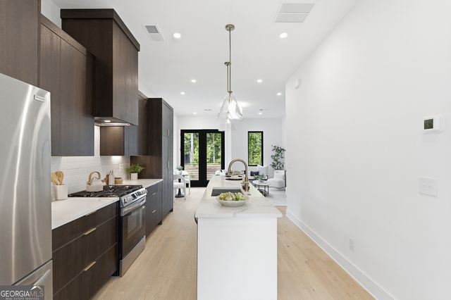 1194 Penny Lane, Atlanta, GA 30329
