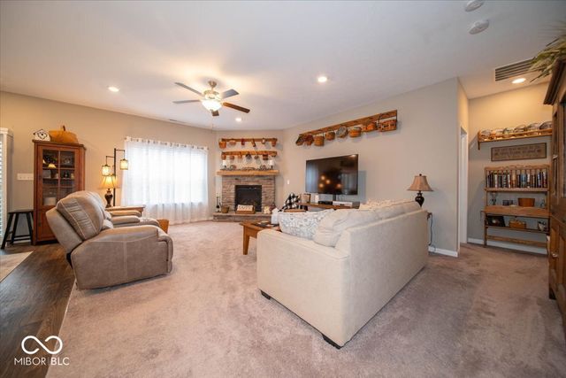 1020 Constellation Way, Franklin, IN 46131