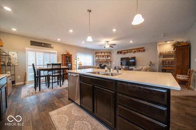 1020 Constellation Way, Franklin, IN 46131