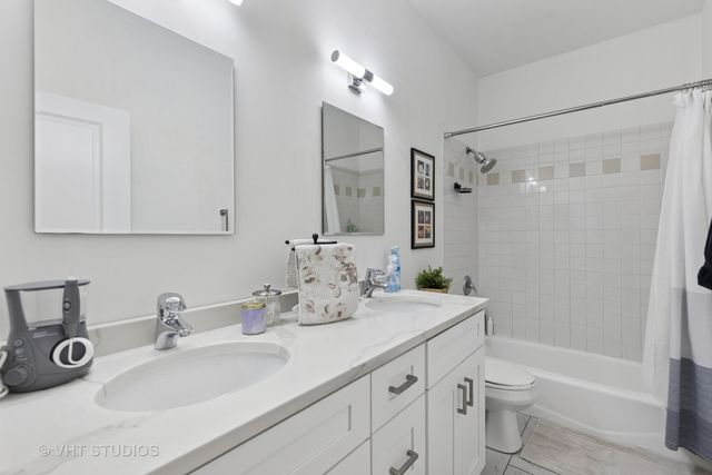 1845 N Marshfield Avenue, Chicago, IL 60622