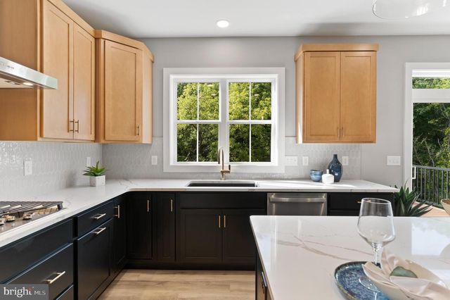 124 JENNIFER CIR, Harrisburg, PA 17112