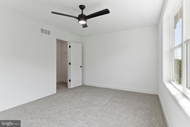 124 JENNIFER CIR, Harrisburg, PA 17112