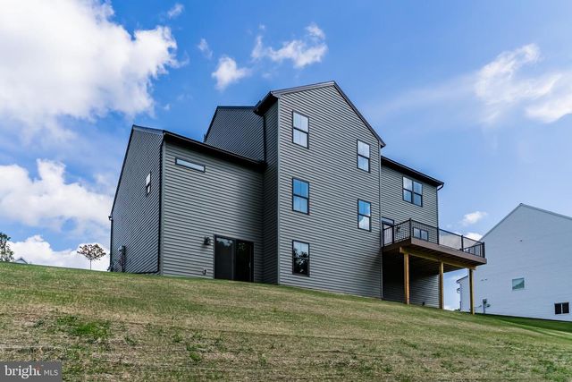 124 JENNIFER CIR, Harrisburg, PA 17112