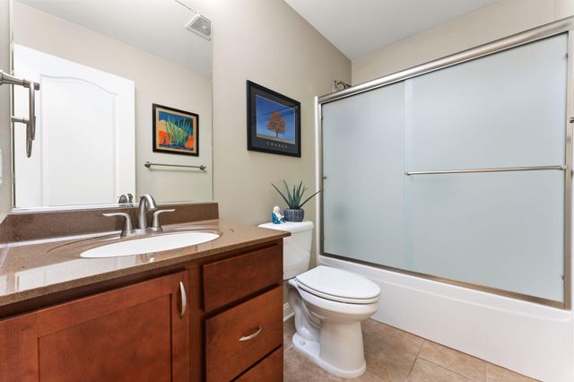 2323 Legend Circle E, Chesterton, IN 46304