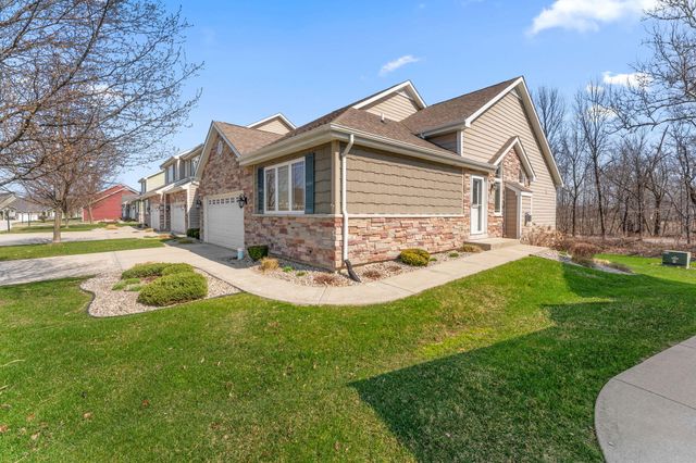 2323 Legend Circle E, Chesterton, IN 46304