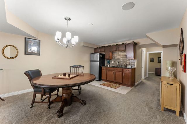 2323 Legend Circle E, Chesterton, IN 46304