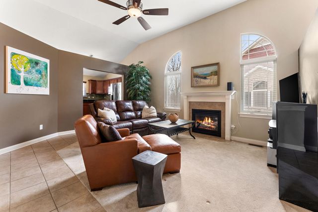 2323 Legend Circle E, Chesterton, IN 46304