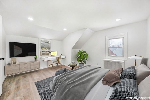 77 Spencer Street, Farmingdale, NY 11735