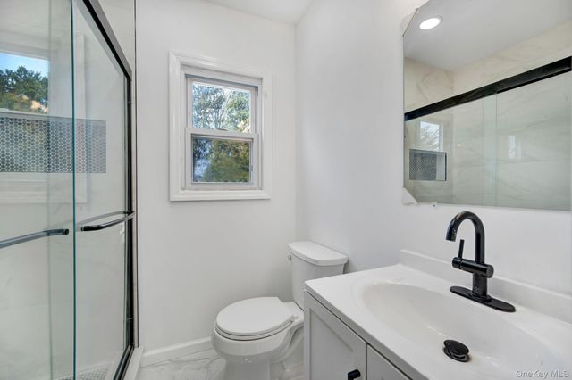 77 Spencer Street, Farmingdale, NY 11735