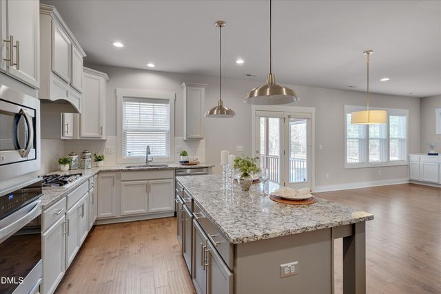 504 Beacon Ridge Boulevard, Chapel Hill, NC 27516
