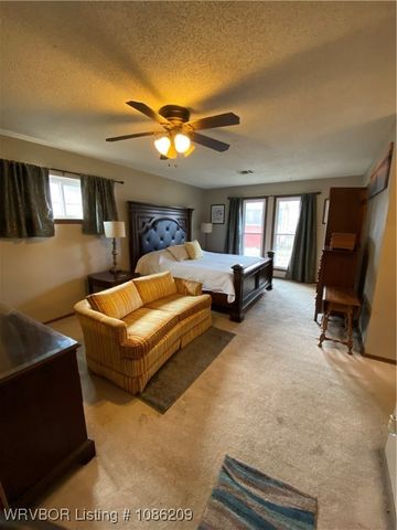 8520 S 31st Terrace, Fort Smith, AR 72908