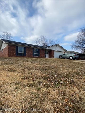 8520 S 31st Terrace, Fort Smith, AR 72908