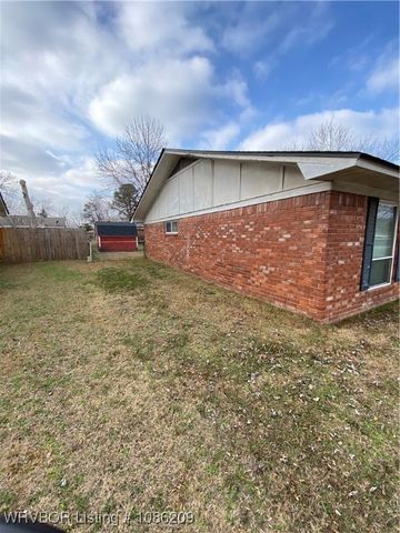 8520 S 31st Terrace, Fort Smith, AR 72908