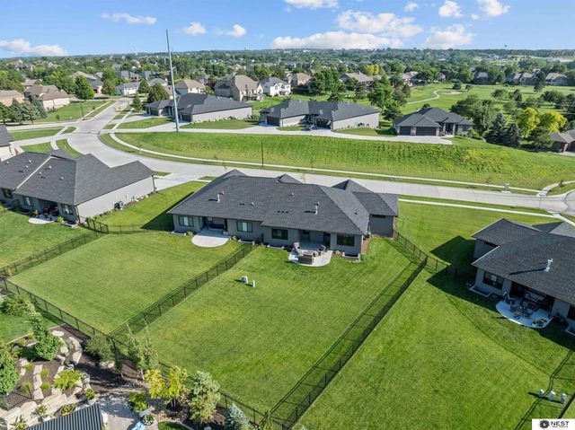8848 Augusta Drive, Lincoln, NE 68526