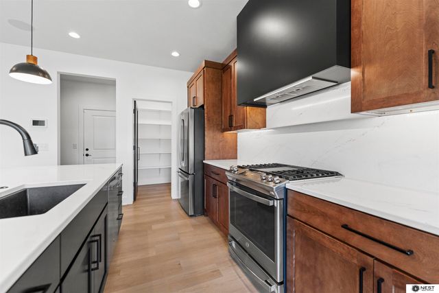8848 Augusta Drive, Lincoln, NE 68526