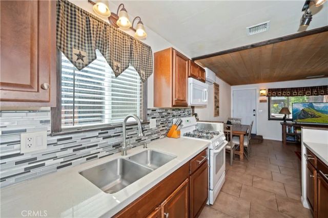 619 Elysian, Big Bear City, CA 92314