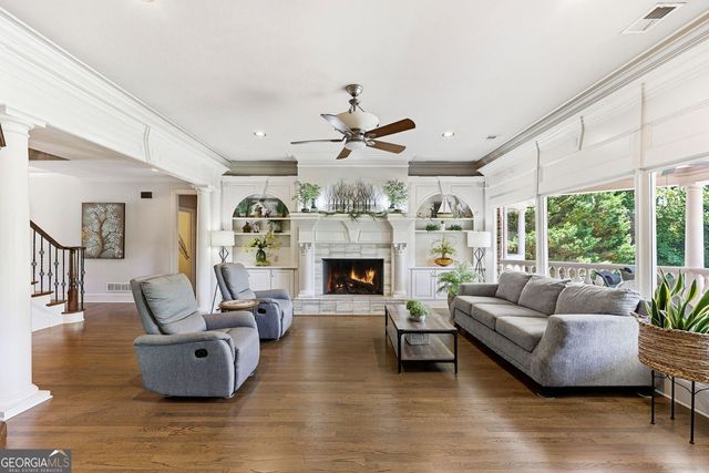 8235 Hurakan Creek Crossing, Cumming, GA 30028