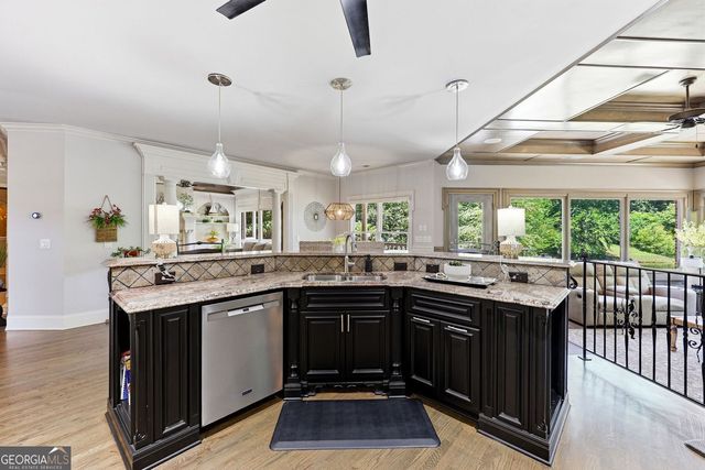 8235 Hurakan Creek Crossing, Cumming, GA 30028