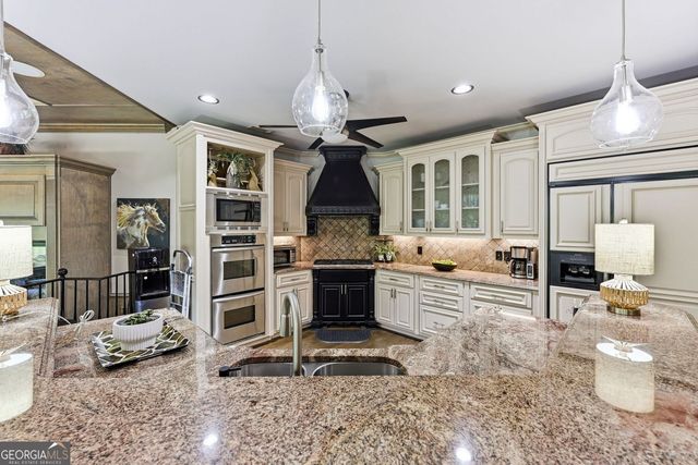 8235 Hurakan Creek Crossing, Cumming, GA 30028