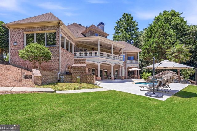 8235 Hurakan Creek Crossing, Cumming, GA 30028