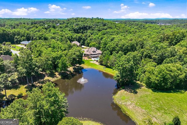 8235 Hurakan Creek Crossing, Cumming, GA 30028