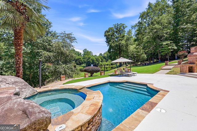 8235 Hurakan Creek Crossing, Cumming, GA 30028