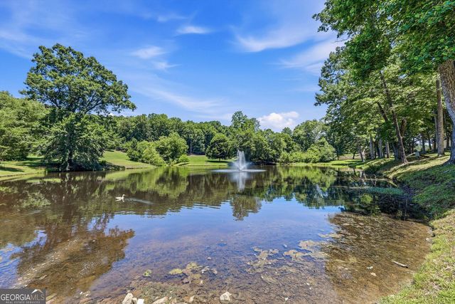 8235 Hurakan Creek Crossing, Cumming, GA 30028