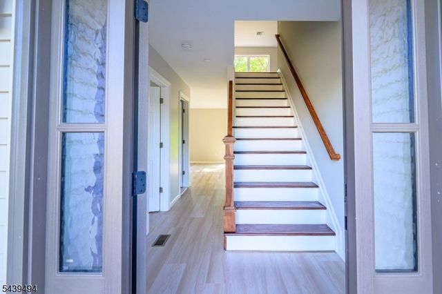 10 B Delar Pky B, Franklin Twp., NJ 08823