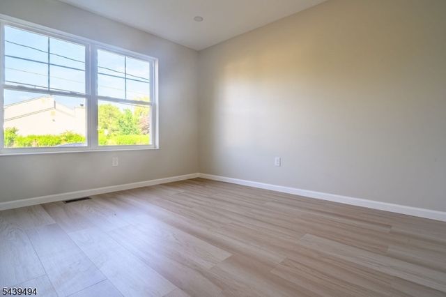 10 B Delar Pky B, Franklin Twp., NJ 08823
