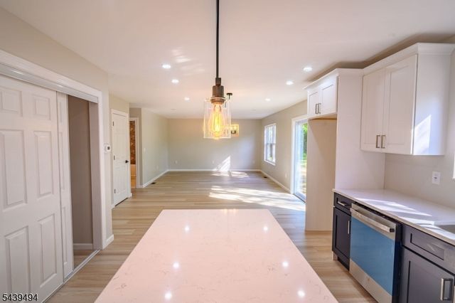 10 B Delar Pky B, Franklin Twp., NJ 08823