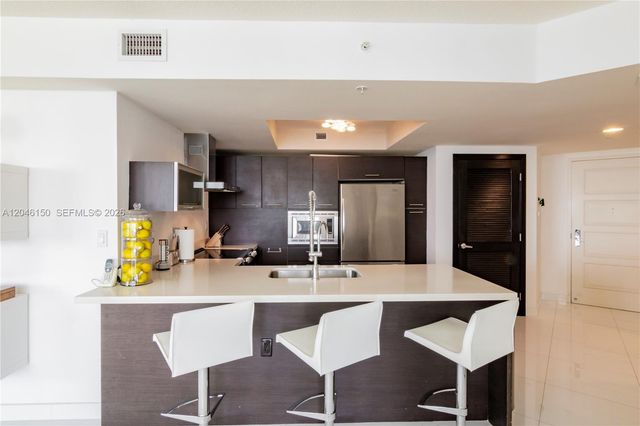 150 Sunny Isles Blvd 1-1604, Sunny Isles Beach, FL 33160