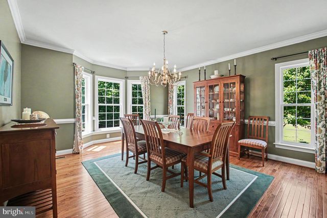335 GENTLE BREEZE CIR, Fredericksburg, VA 22406