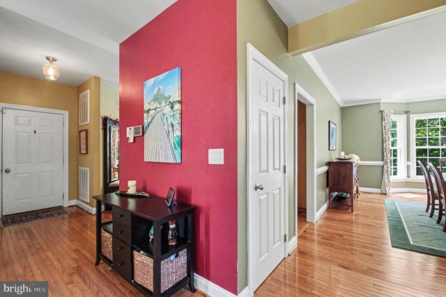 335 GENTLE BREEZE CIR, Fredericksburg, VA 22406