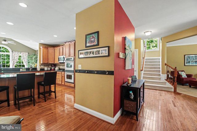 335 GENTLE BREEZE CIR, Fredericksburg, VA 22406