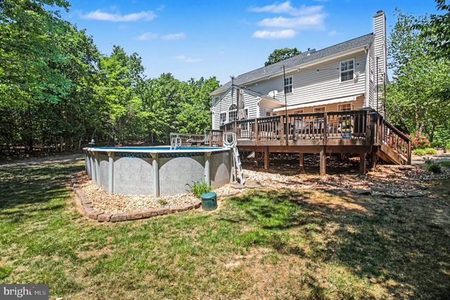 335 GENTLE BREEZE CIR, Fredericksburg, VA 22406
