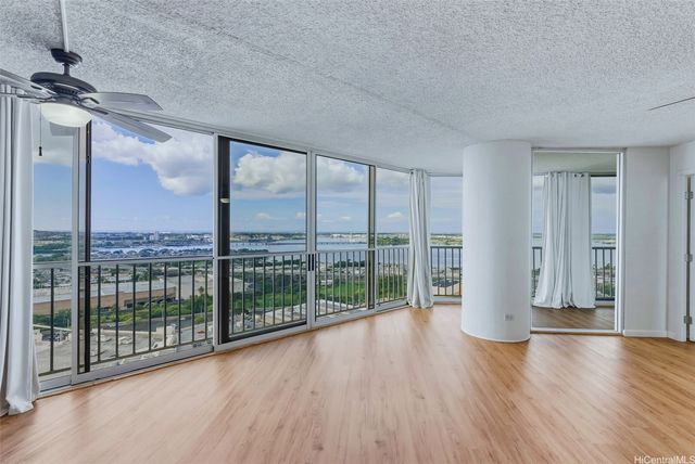 98-099 Uao Place 2504, Aiea, HI 96701