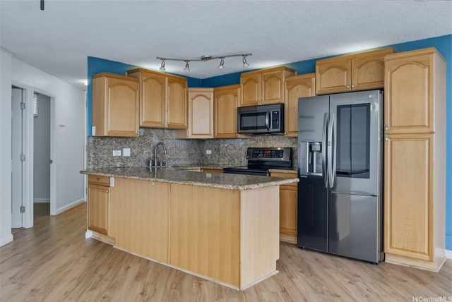 98-099 Uao Place 2504, Aiea, HI 96701